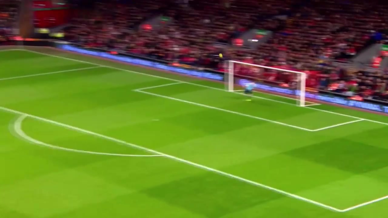 最強大四喜蘇亞雷斯3記凌空斬任意球詮釋了什么是蘇神