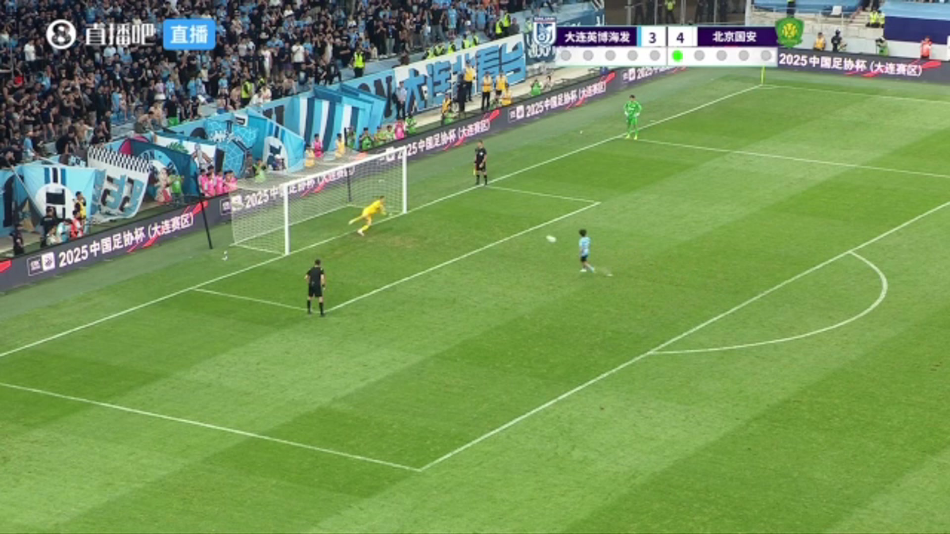大心臟點(diǎn)球大戰(zhàn)大連球員呂焯毅勺子點(diǎn)球破門