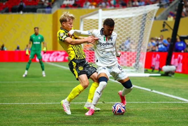 2億豪門驚險晉級，八強戰(zhàn)再現(xiàn)歐冠決賽。