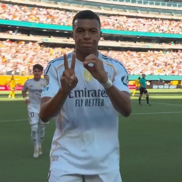 悼塔進(jìn)祈禱廿