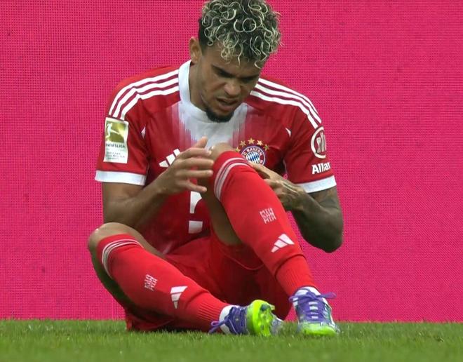 德天：迪亞斯賽后膝痛，治療后恢復(fù)。