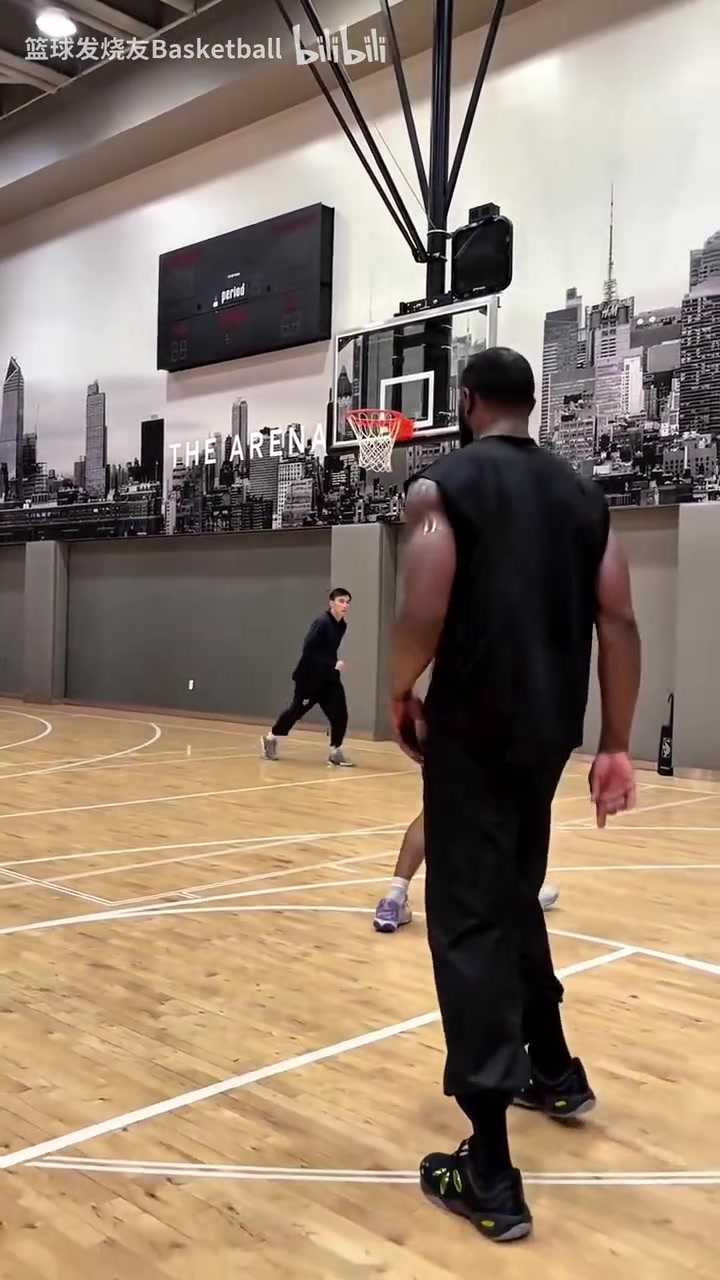 一招鮮吃遍天有種絕望是做杰倫布朗的陪練