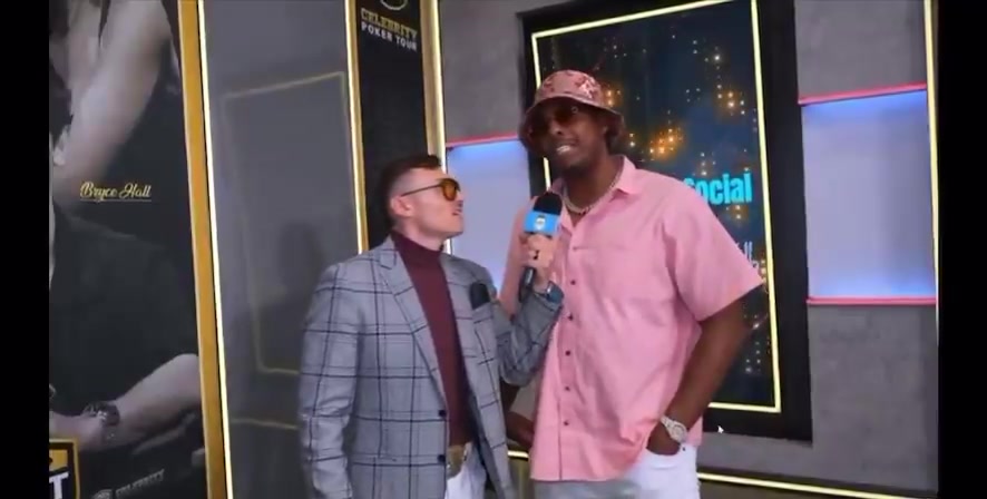 老對(duì)手的認(rèn)可皮爾斯詹姆斯已經(jīng)成為GOAT很久了喬丹退役后他站了出來