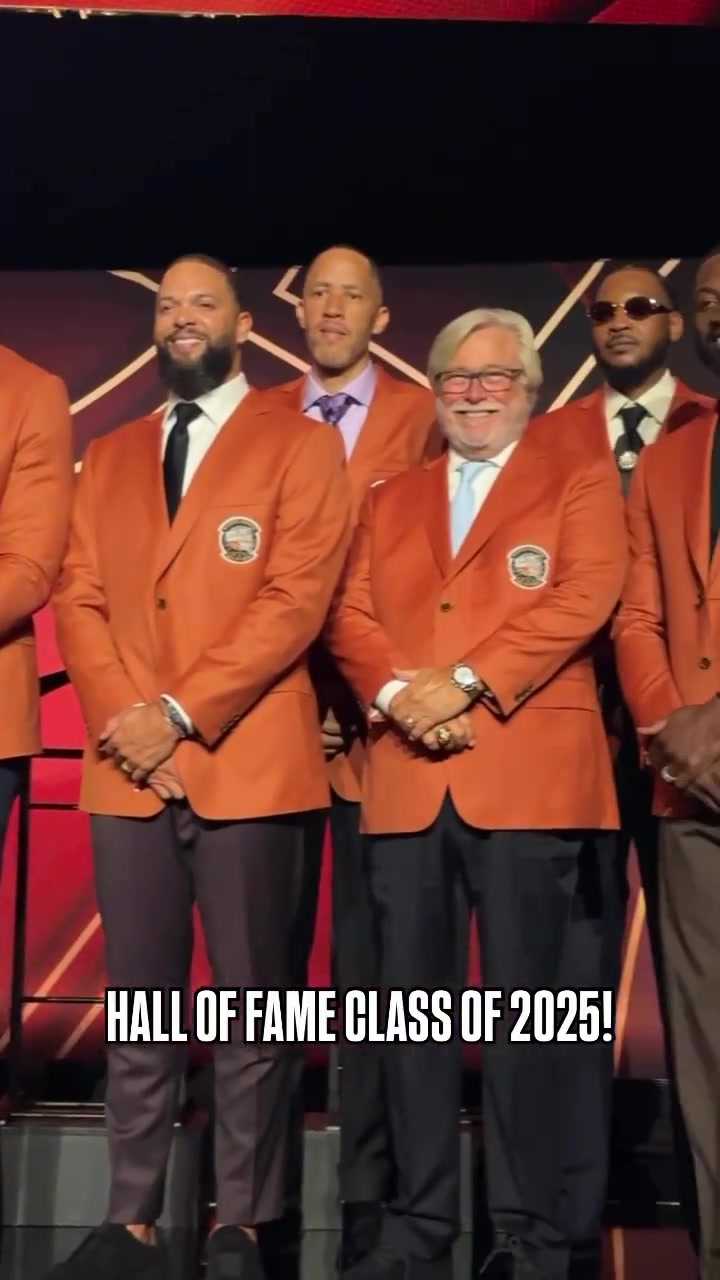 2025年名人堂成員集體合影 現(xiàn)在的新球迷還認得出是誰嗎