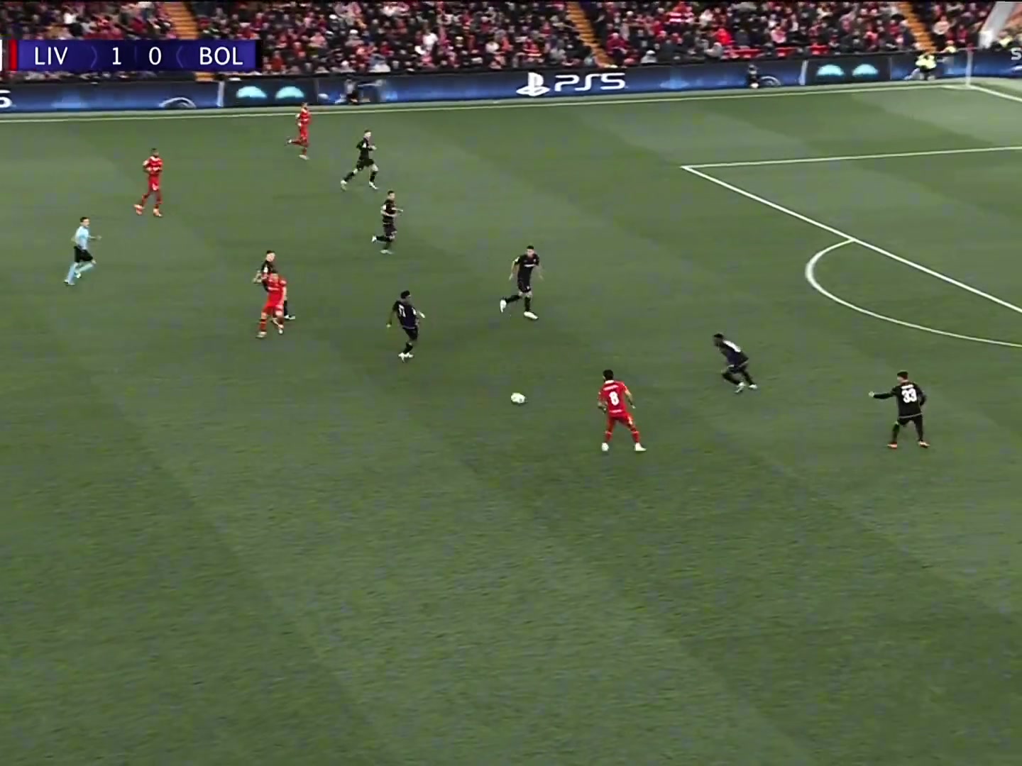 不可阻擋薩拉赫右路內(nèi)切左腳兜射死角破門