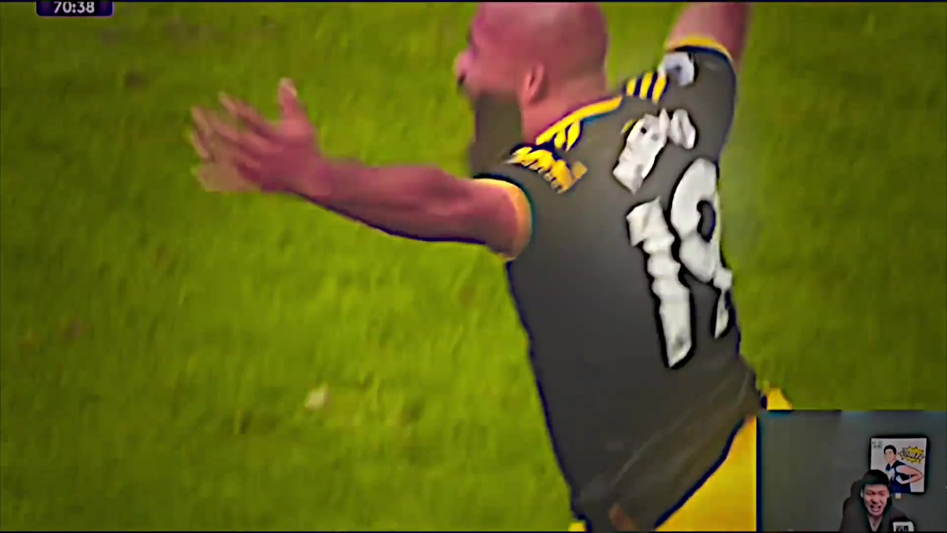 他是懂節(jié)目效果的網(wǎng)友請(qǐng)欣賞全網(wǎng)最中立解說(shuō)