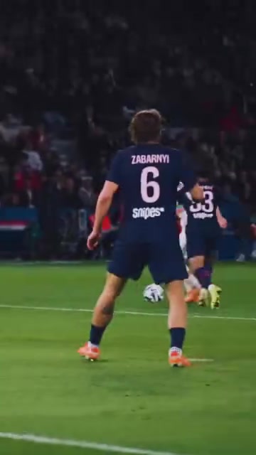 場邊高速攝像機直拍白堡第二粒進球莫雷拉接靈性挑傳破門