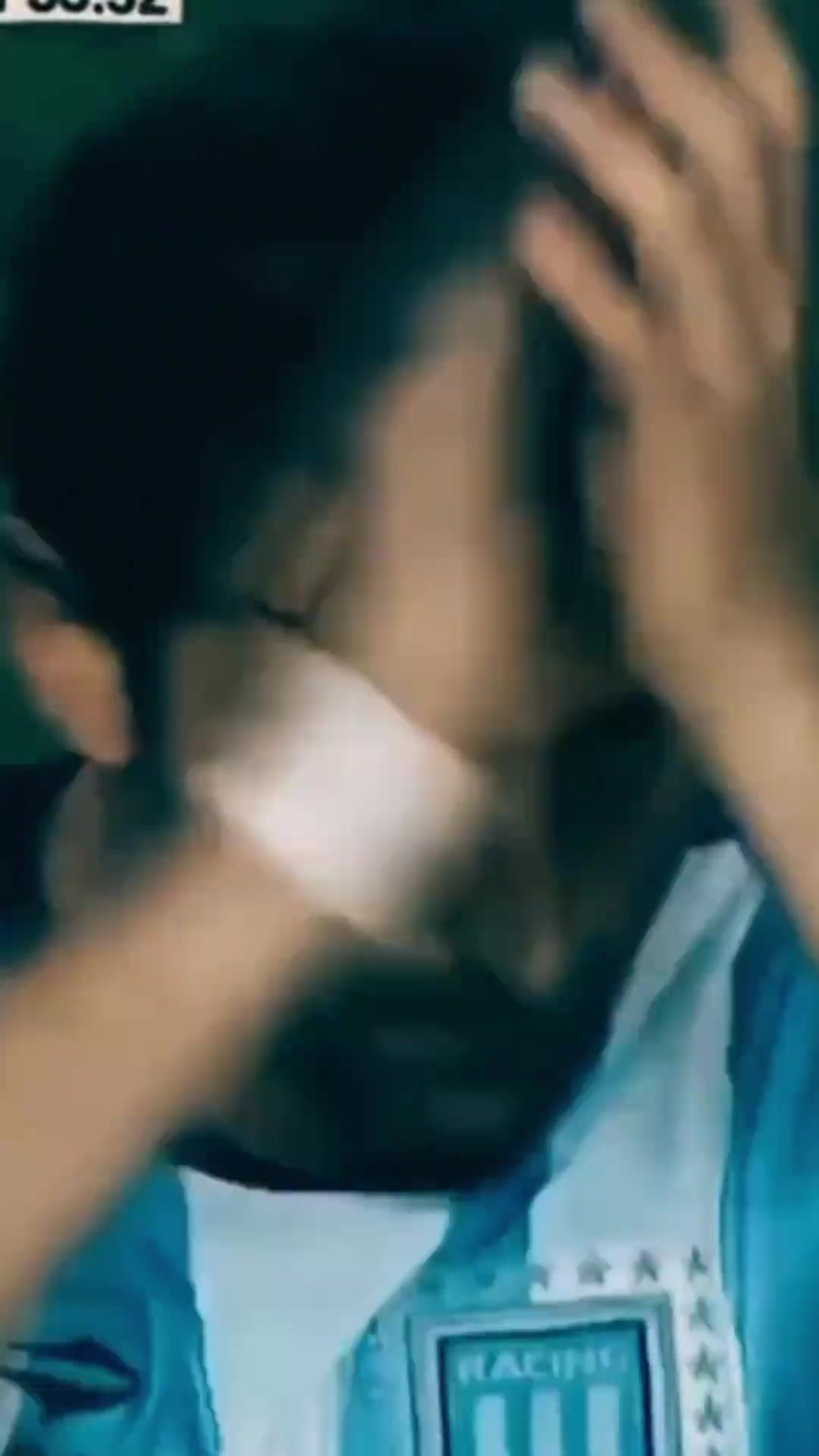 網(wǎng)友這一抱是競(jìng)技隊(duì)的傳承是國米的傳承更是阿根廷隊(duì)的傳承