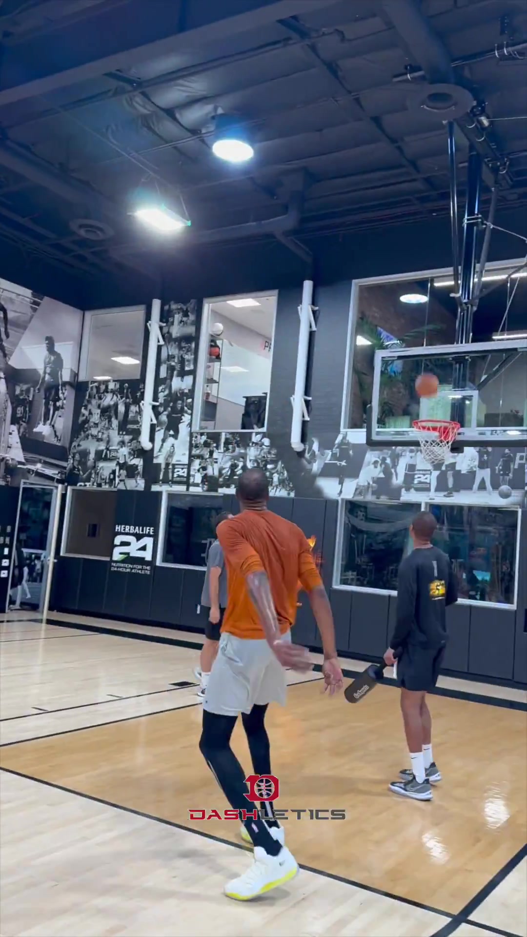 我火硬解靠你了杜蘭特最新訓練視頻猛練單打中距離無解