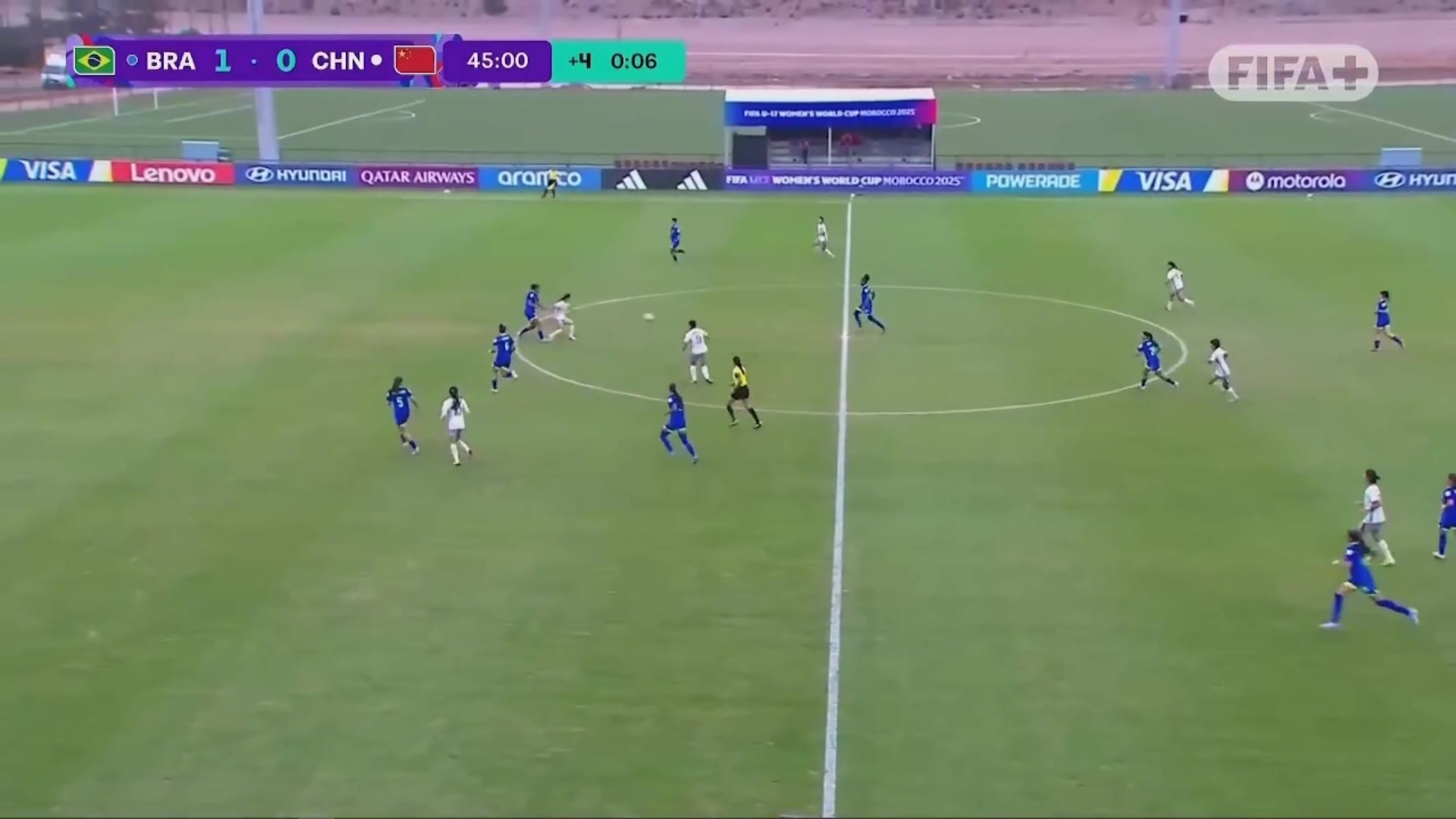 逃過一劫張克璨背后放倒對手送點但巴西罰丟點球