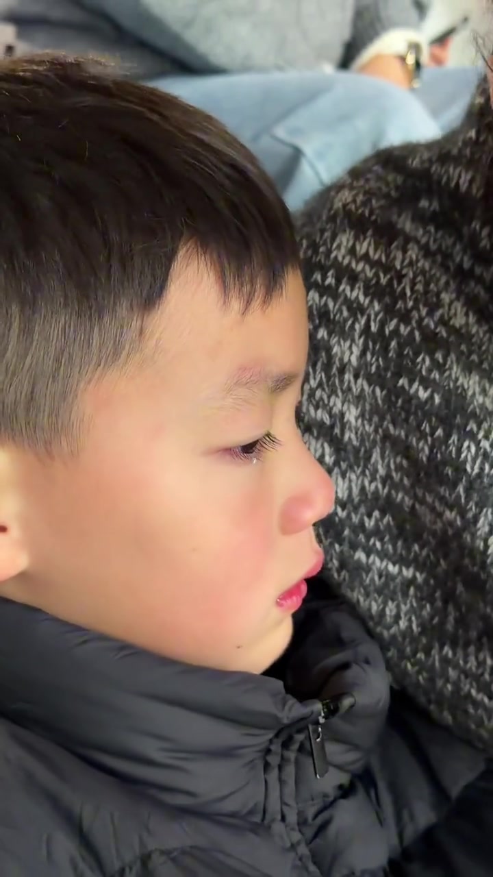 明年再戰(zhàn)蓉城輸球退出爭冠小球迷看臺落淚