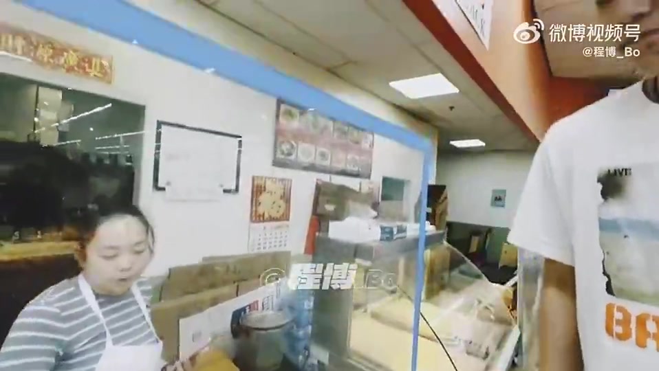 楊瀚森之前吃煎餅果子時想起周琦我跟我琦哥也是夢幻聯(lián)動了